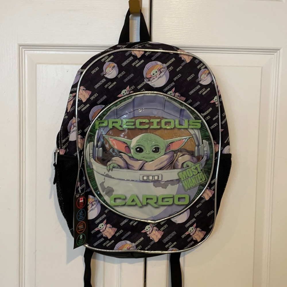 🏷 Star Wars • Baby Yoda Mandalorian Precious Cargo Backpack
